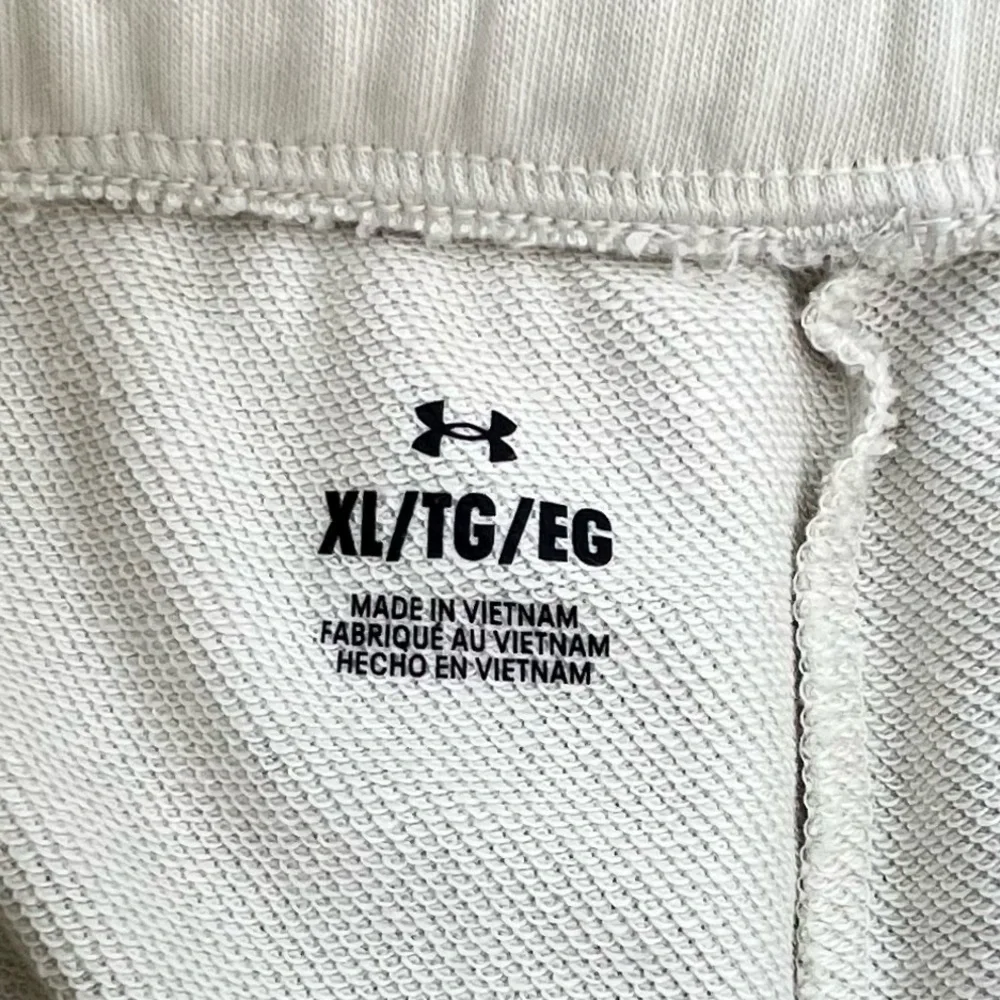 - Under Armour XL Rival Terry Knit Shorts! NEW!!